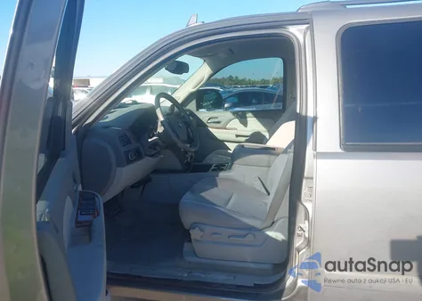 2008 Chevrolet Suburban 1500 Lt from USA, damaged, VIN 3GNFC16J38G225387